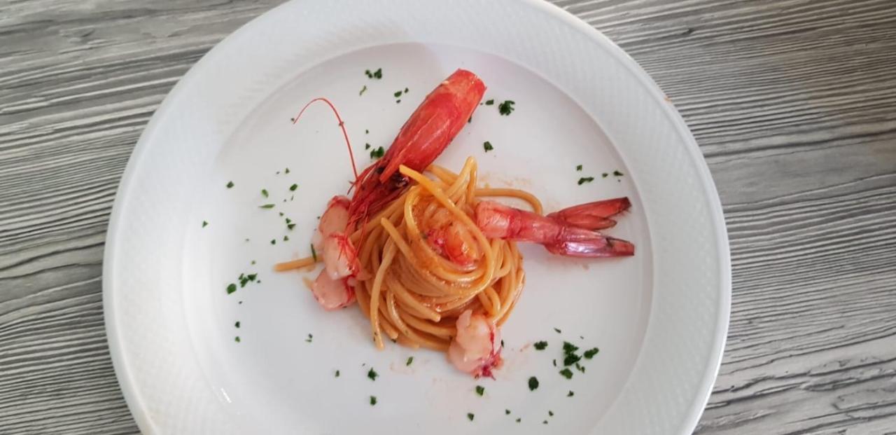 Hotel Le Giare 마리아나디피에트라산타 외부 사진